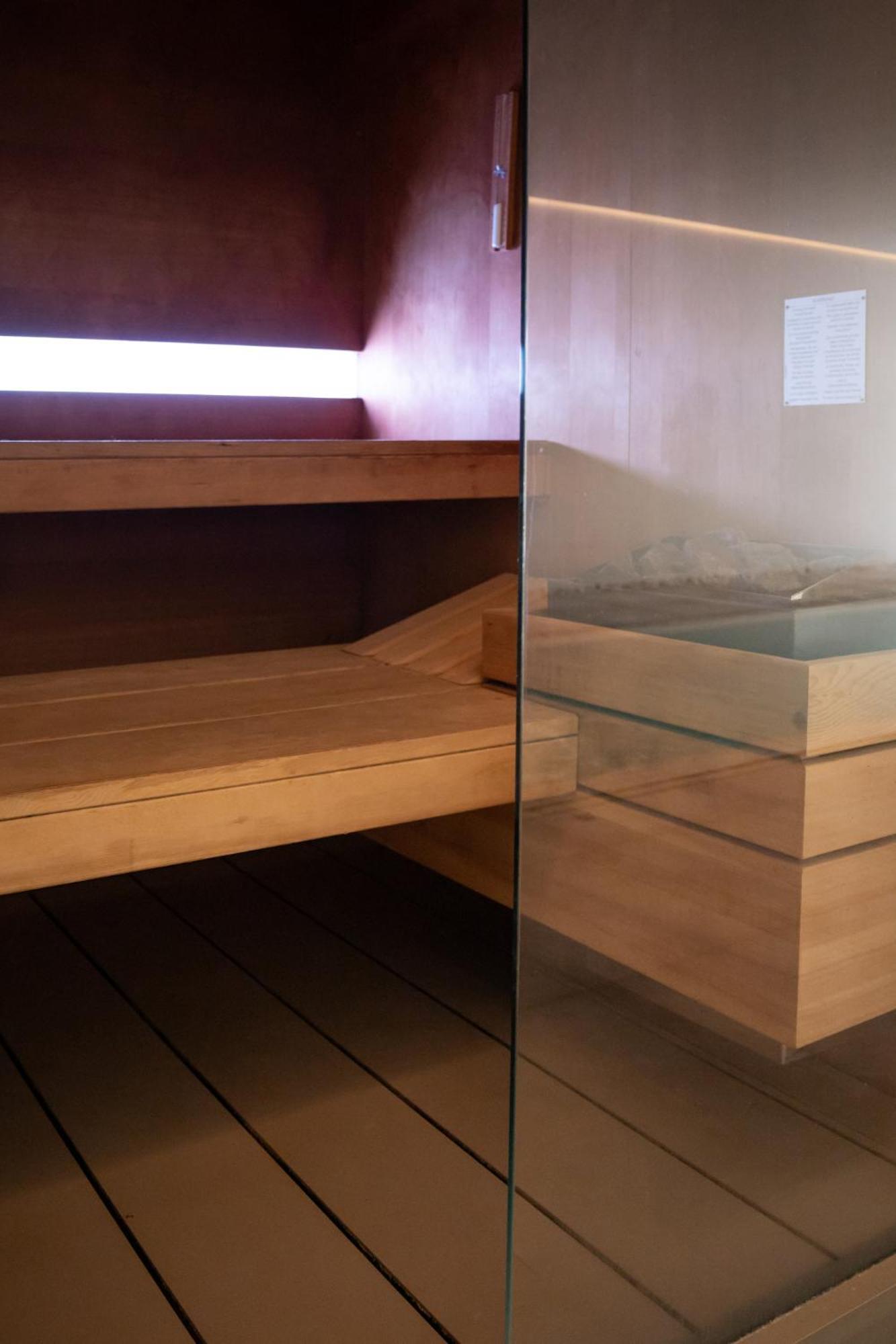 Ynaira Hotel & Spa 阿瑞安妮 外观 照片